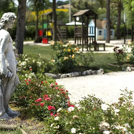 منزل ريفي La Cantina Di Bacco Loretello