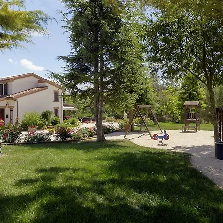 منزل ريفي La Cantina Di Bacco Loretello